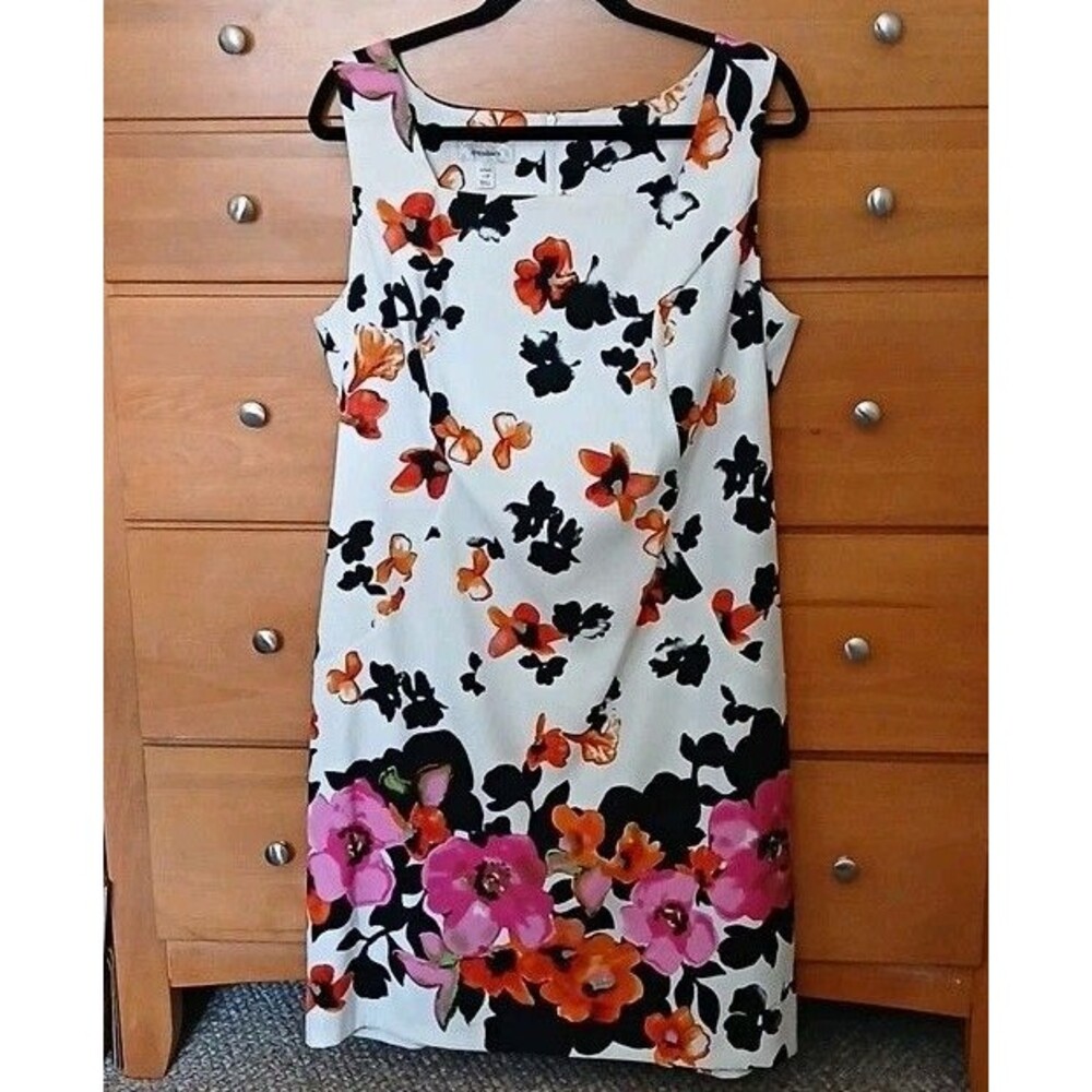 Dressbarn Womens 16W Sheath Dress Square Neck Sleeveless Floral Cream Knee